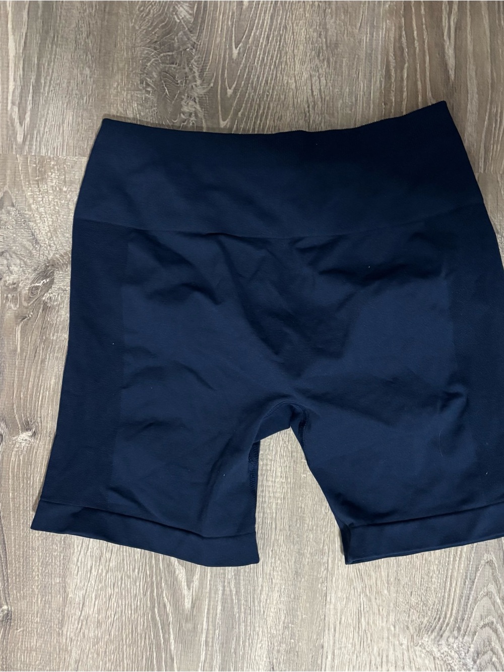 Aurola shorts size M